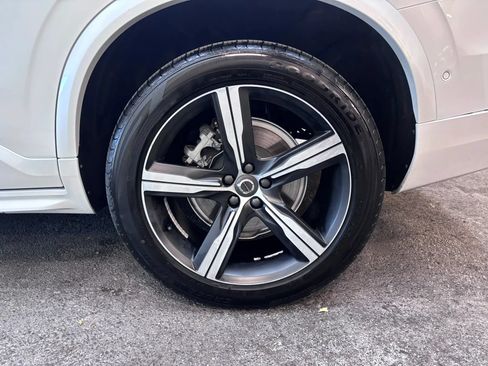 Used 2019 Volvo XC90 T5 R-Design w/ Advanced Package AWD/4WD image 7