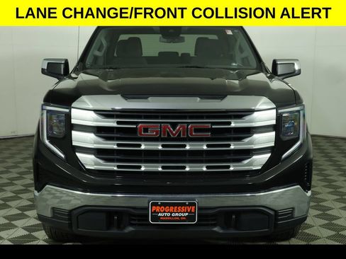 Used 2023 GMC Sierra 1500 SLE AWD/4WD image 9