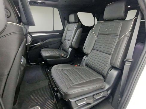 Used 2025 Cadillac Escalade Sport Platinum w/ LPO, ONYX Package image 17