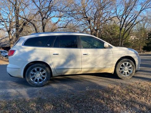 Used 2014 Buick Enclave Leather image 8