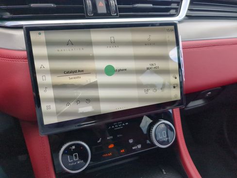 New 2026 Jaguar F-PACE R-Dynamic S image 20