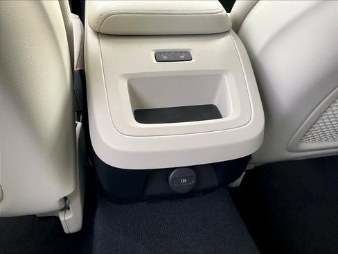 New 2026 Volvo V60 B5 Cross Country Plus w/ Climate Package image 16