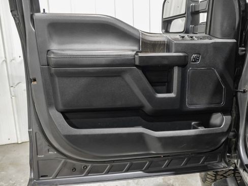 Used 2021 Ford F250 Lariat image 42