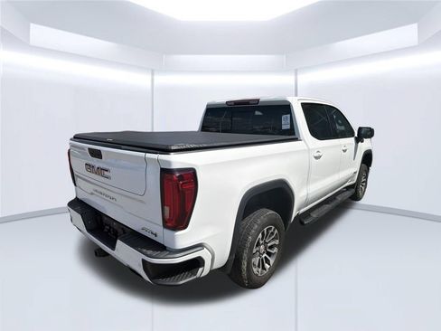Used 2019 GMC Sierra 1500 AT4 w/ AT4 Premium Package AWD/4WD image 3