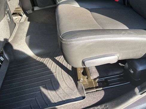 Used 2013 RAM 3500 Laramie AWD/4WD image 38