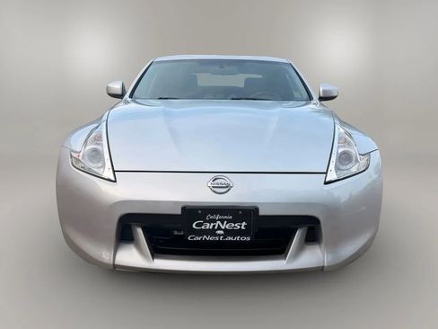 Used 2012 Nissan 370Z Coupe RWD image 5