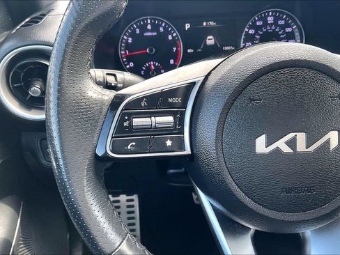 Used 2024 Kia Forte GT-Line w/ GT-Line Premium Package FWD image 11