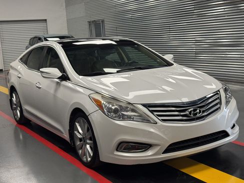 Used 2013 Hyundai Azera w/ Technology Pkg FWD image 7