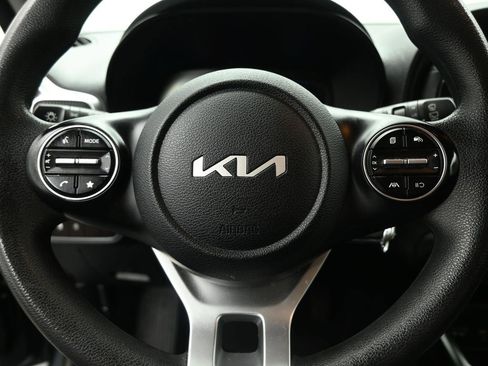 Used 2023 Kia Soul LX w/ Option Group 015 FWD image 13