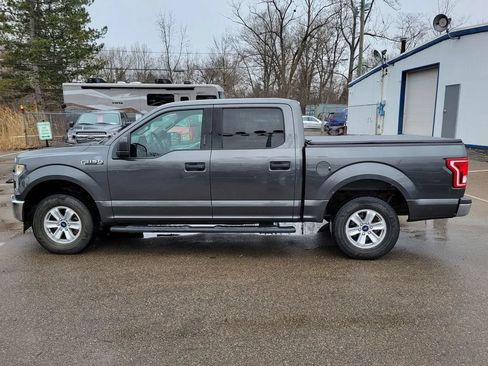 Used 2017 Ford F150 XLT AWD/4WD image 7