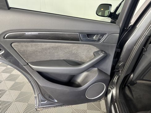 Used 2015 Audi SQ5 Premium Plus w/ Technology Package image 30