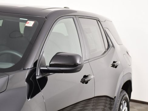 Used 2026 Chevrolet Equinox LT AWD/4WD image 13