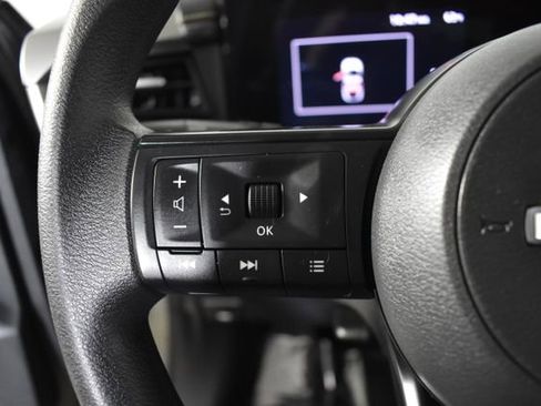 Certified 2025 Nissan Kicks SV AWD/4WD image 14
