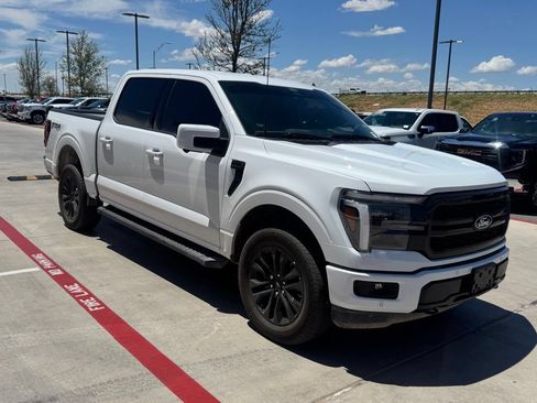 Used 2025 Ford F150 Lariat w/ Equipment Group 501A Mid AWD/4WD image 4