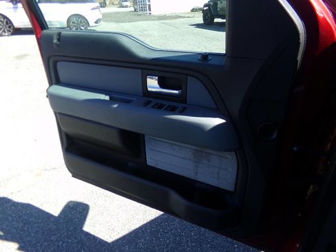 Used 2014 Ford F150 XLT w/ Equipment Group 302A Luxury image 30