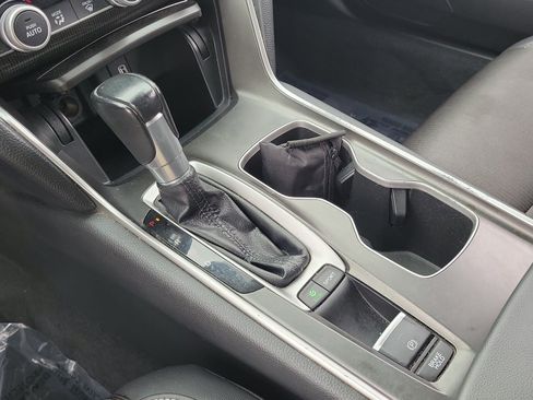 Used 2020 Honda Accord Sport image 25