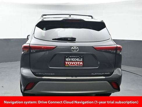 Used 2023 Toyota Highlander Platinum AWD/4WD image 5