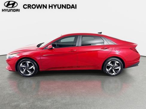 Certified 2023 Hyundai Elantra SEL w/ Convenience Package FWD image 8