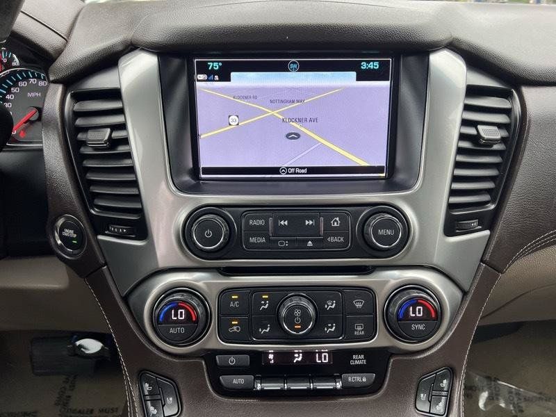 Used 2018 Chevrolet Suburban Premier AWD/4WD image 16