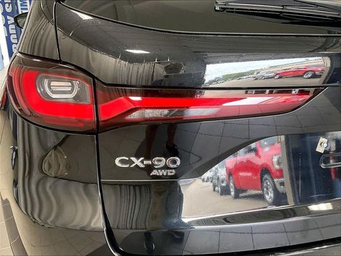 Used 2024 MAZDA CX-90 Plug-In Hybrid w/ Preferred AWD/4WD image 30