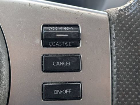 Used 2016 Nissan Frontier SV RWD image 11