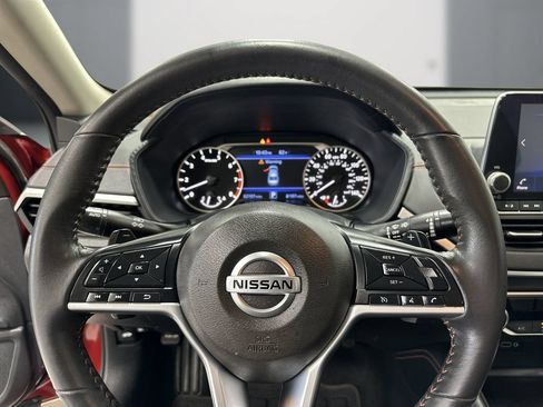 Used 2022 Nissan Altima 2.5 SR FWD image 22
