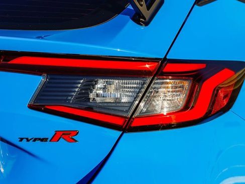 Used 2023 Honda Civic Type R image 10