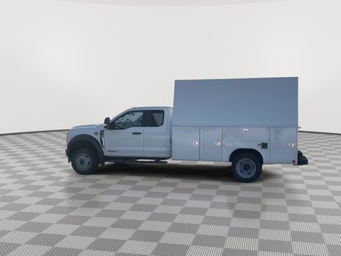 New 2025 Ford F550 4x4 SuperCab Super Duty image 33