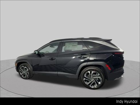 Certified 2026 Hyundai Tucson Limited AWD/4WD image 6