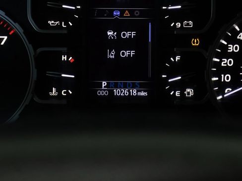 Used 2019 Toyota Tundra SR5 w/ TRD Off Road Package AWD/4WD image 28
