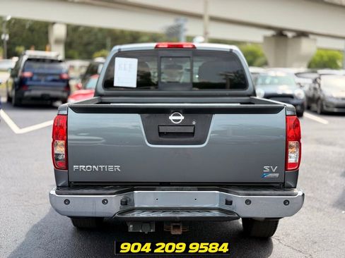 Used 2017 Nissan Frontier SV w/ SV Value Truck Package RWD image 6