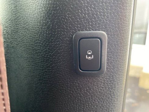 New 2025 Volkswagen ID. Buzz Pro S image 49