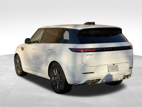 New 2025 Land Rover Range Rover Sport Dynamic SE image 6