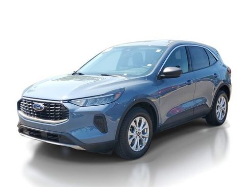 Certified 2023 Ford Escape Active AWD/4WD image 2