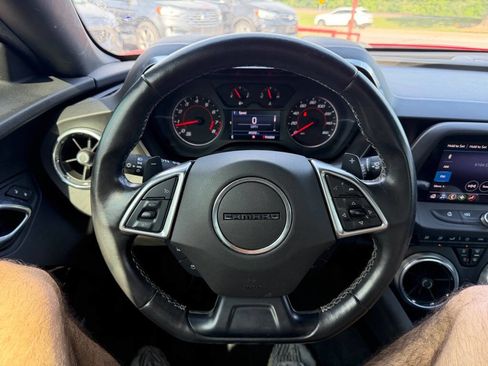 Used 2019 Chevrolet Camaro LT RWD image 12