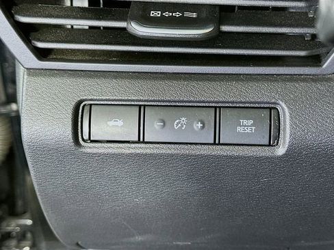 Used 2024 Nissan Altima 2.5 S image 11