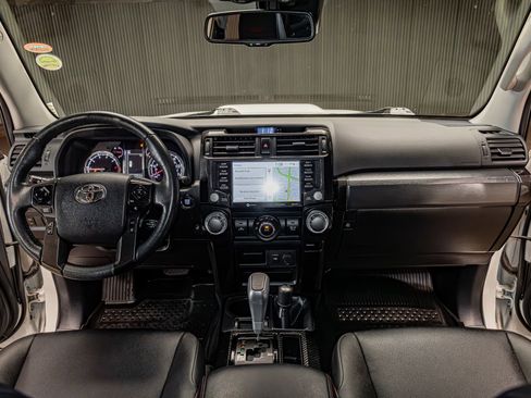 Used 2023 Toyota 4Runner TRD Off-Road Premium w/ Moonroof Package AWD/4WD image 15