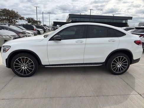 Used 2020 Mercedes-Benz GLC 300 4MATIC Coupe image 1