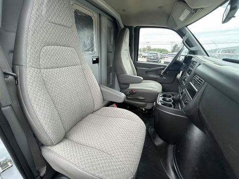 New 2025 GMC Savana 3500 w/ Power Convenience Package image 22