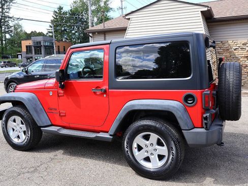 Used 2015 Jeep Wrangler Sport w/ Quick Order Package 24S AWD/4WD image 6