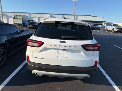 Certified 2025 Ford Escape Active w/ Tech Pack #1 FWD image 8