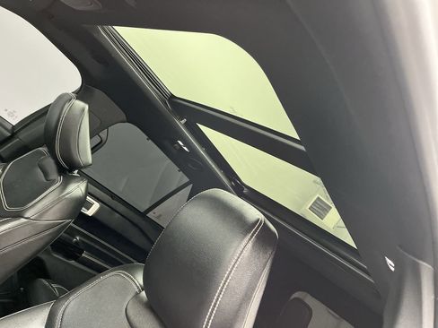 Used 2021 Ford Explorer ST w/ Equipment Group 401A image 7