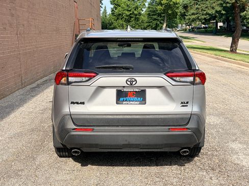 Used 2019 Toyota RAV4 XLE w/ Protection Package AWD/4WD image 4