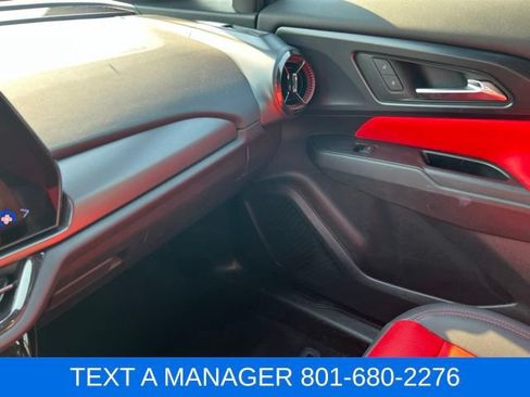 Used 2025 Chevrolet Equinox EV RS AWD/4WD image 31