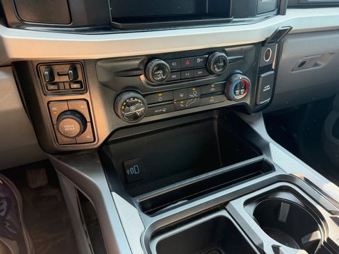 Used 2025 Ford F450 XLT w/ 360-Degree Camera Package AWD/4WD image 24