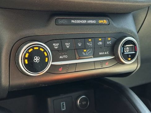 Used 2020 Ford Escape SE AWD/4WD image 45