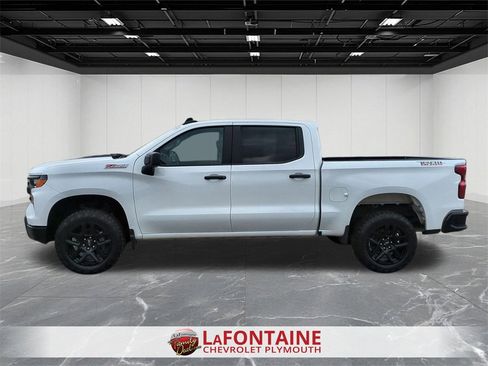 Certified 2022 Chevrolet Silverado 1500 Custom Trail Boss w/ LPO, Dark Essentials Package image 5