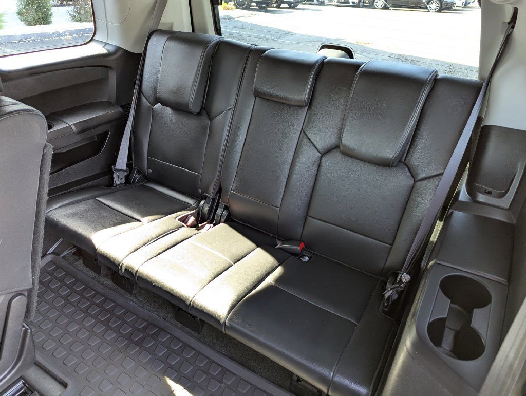 Used 2015 Honda Pilot Touring image 44