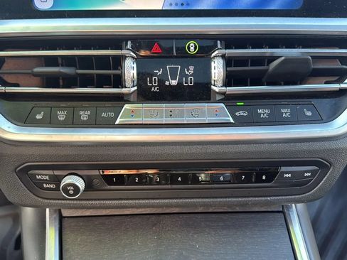 Used 2019 BMW 330i Sedan w/ Convenience Package RWD image 16