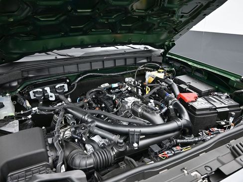 New 2025 Ford Bronco Badlands image 10